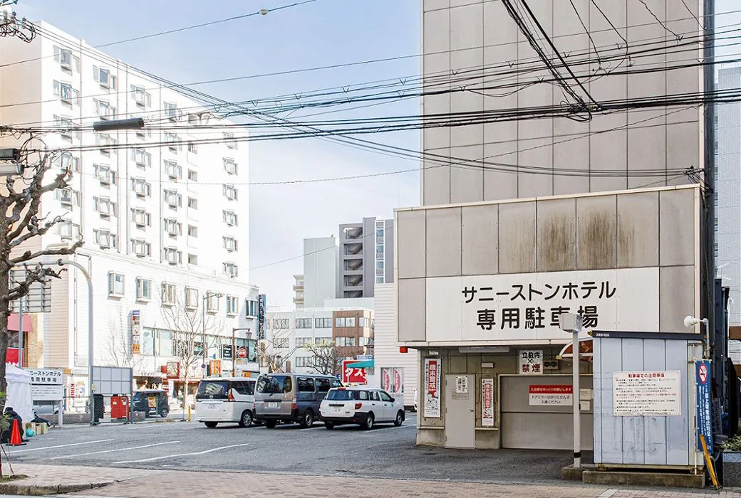 ホテルの駐車場